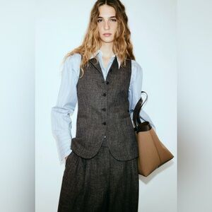 Modern Elegance: Tailored Vest with Matching Wide-Leg Pants